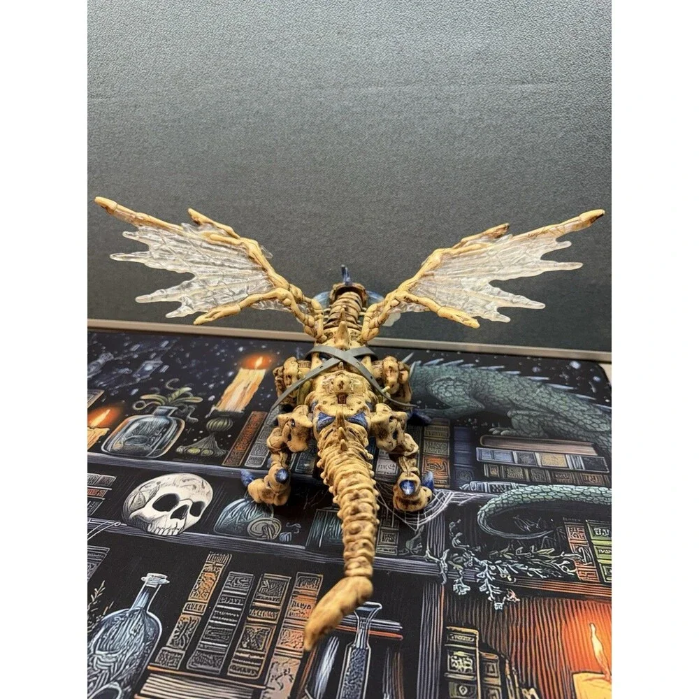 Mega Bloks Fire & Ice Dragons 9879 Vorgan Ice Fang Bone Skeleton Dragon